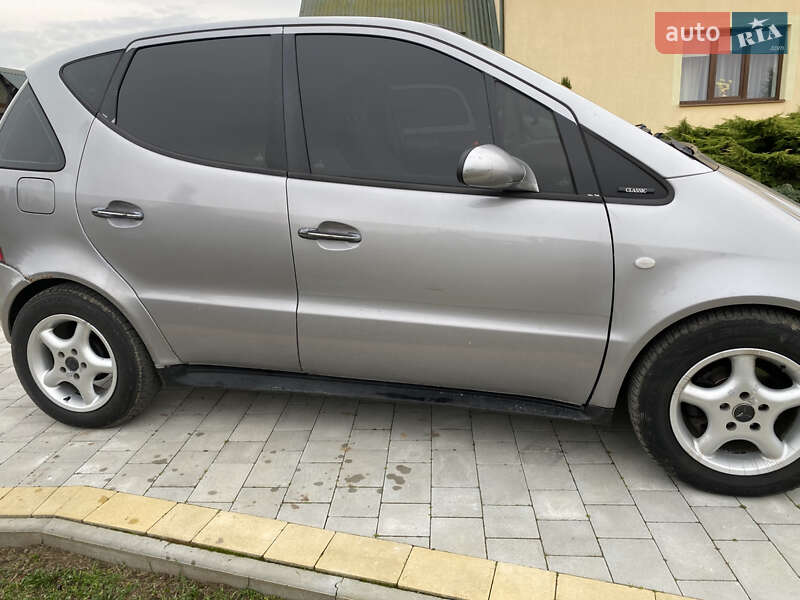 Хэтчбек Mercedes-Benz A-Class 1998 в Новояворовске фото 6 Хэтчбек Mercedes-Benz A-Class 1998 в Новояворовске