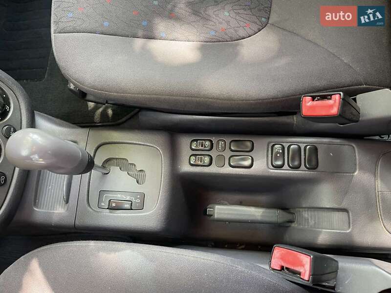 Хетчбек Mercedes-Benz A-Class 2002 в Рівному