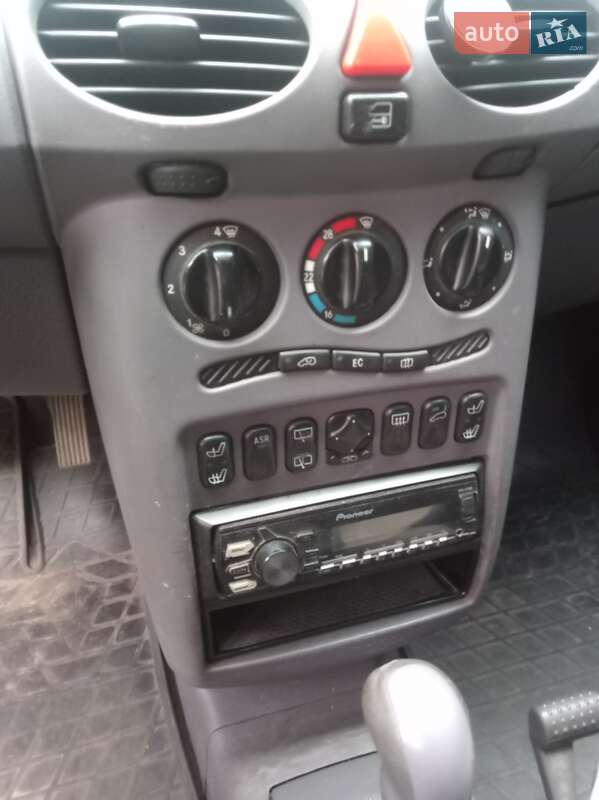 Хетчбек Mercedes-Benz A-Class 2000 в Києві фото 6 Хетчбек Mercedes-Benz A-Class 2000 в Києві