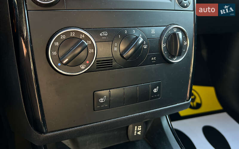 Хетчбек Mercedes-Benz A-Class 2010 в Львові фото 16 Хетчбек Mercedes-Benz A-Class 2010 в Львові