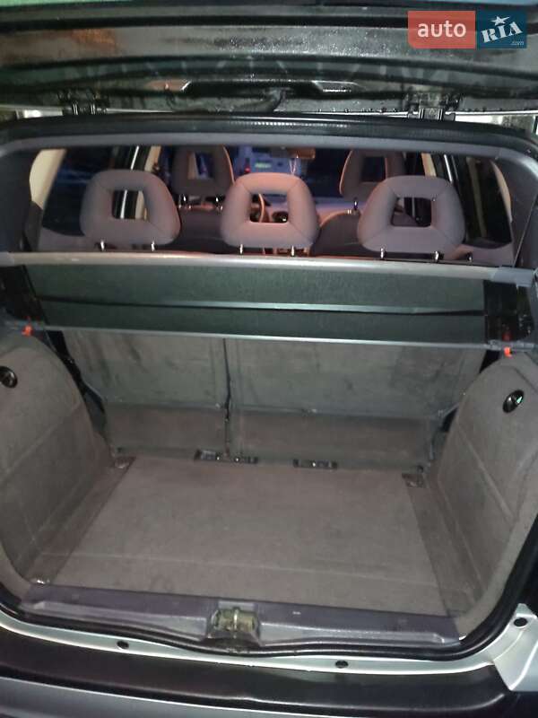 Хэтчбек Mercedes-Benz A-Class 2004 в Лохвице