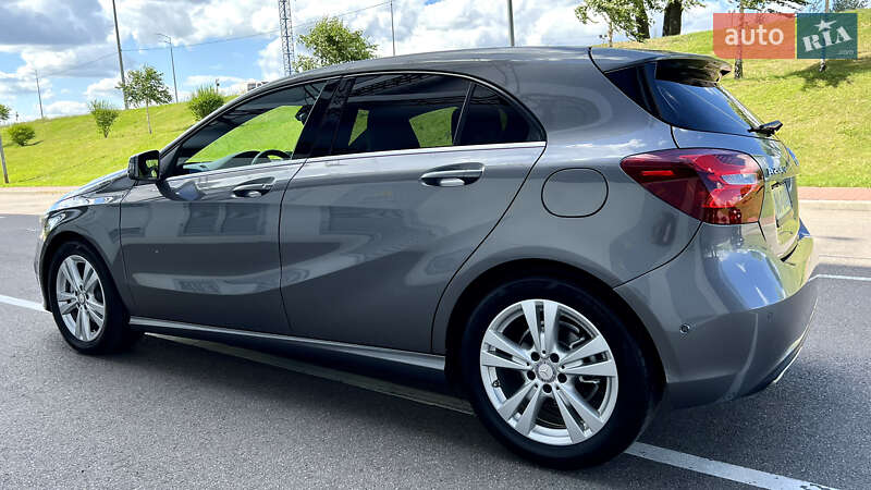 Хетчбек Mercedes-Benz A-Class 2017 в Звягелі