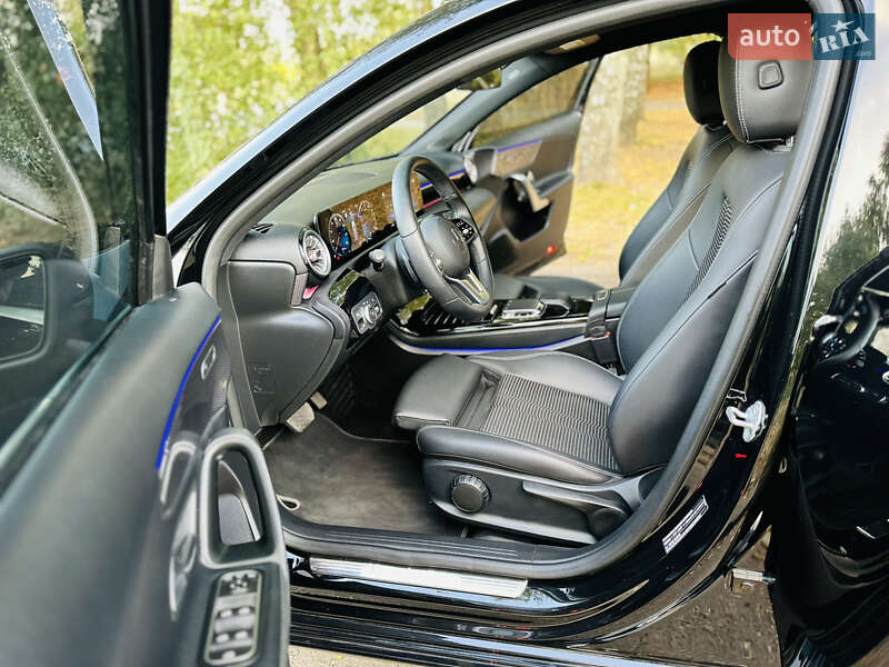 Хэтчбек Mercedes-Benz A-Class 2019 в Лохвице