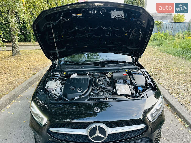 Хэтчбек Mercedes-Benz A-Class 2019 в Лохвице