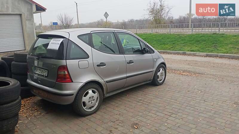 Хетчбек Mercedes-Benz A-Class 2001 в Новгородці фото 4 Хетчбек Mercedes-Benz A-Class 2001 в Новгородці