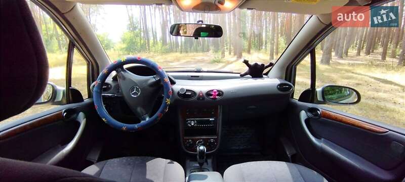 Хэтчбек Mercedes-Benz A-Class 2004 в Недригайлове