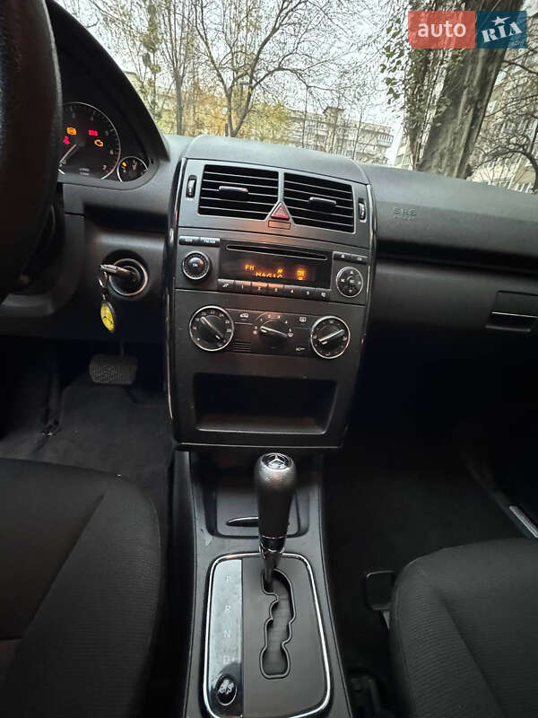Хетчбек Mercedes-Benz A-Class 2005 в Києві фото 9 Хетчбек Mercedes-Benz A-Class 2005 в Києві