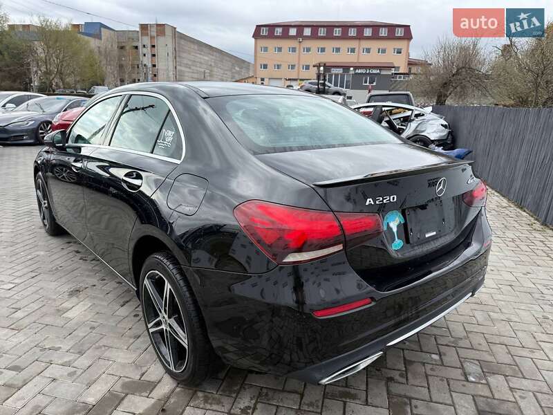 Седан Mercedes-Benz A-Class 2019 в Луцьку фото 2 Седан Mercedes-Benz A-Class 2019 в Луцьку