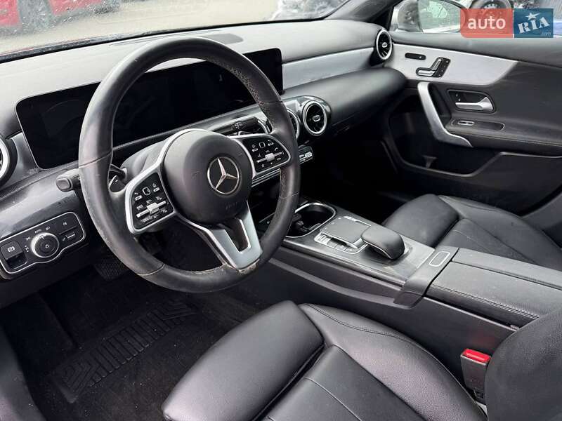Седан Mercedes-Benz A-Class 2019 в Луцьку фото 6 Седан Mercedes-Benz A-Class 2019 в Луцьку