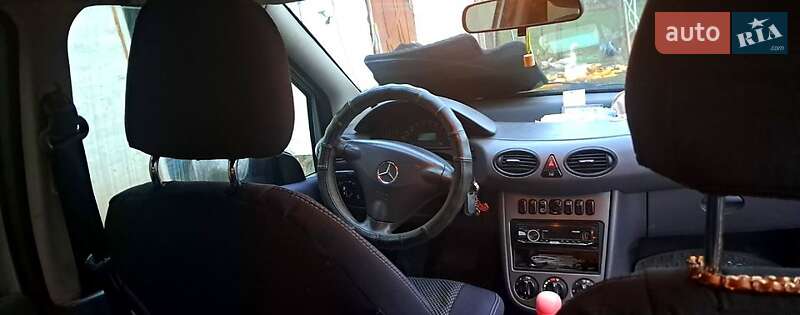 Хэтчбек Mercedes-Benz A-Class 2004 в Новоархангельске фото 6 Хэтчбек Mercedes-Benz A-Class 2004 в Новоархангельске