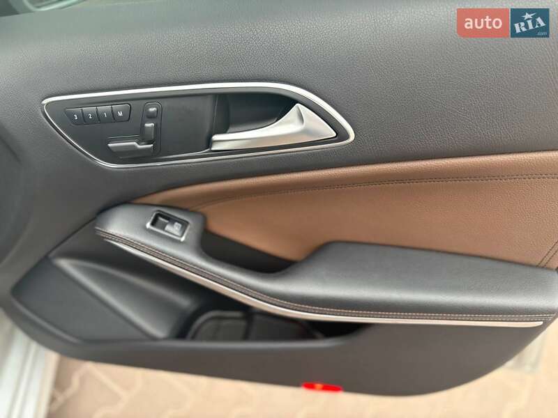 Хетчбек Mercedes-Benz A-Class 2012 в Києві фото 40 Хетчбек Mercedes-Benz A-Class 2012 в Києві