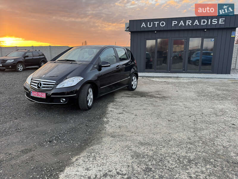 Хэтчбек Mercedes-Benz A-Class 2011 в Луцке фото 13 Хэтчбек Mercedes-Benz A-Class 2011 в Луцке
