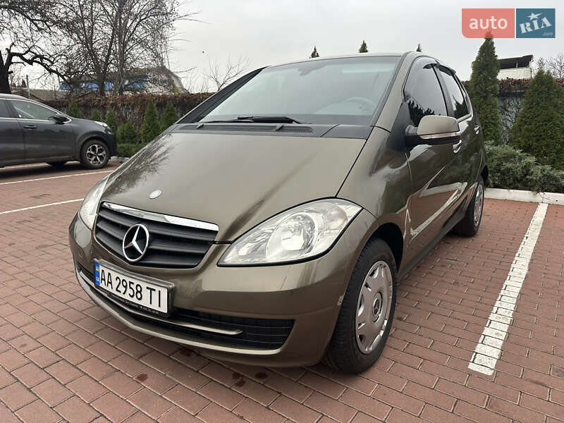 Mercedes-Benz A-Class 2010 Mercedes-Benz A-Class 2010