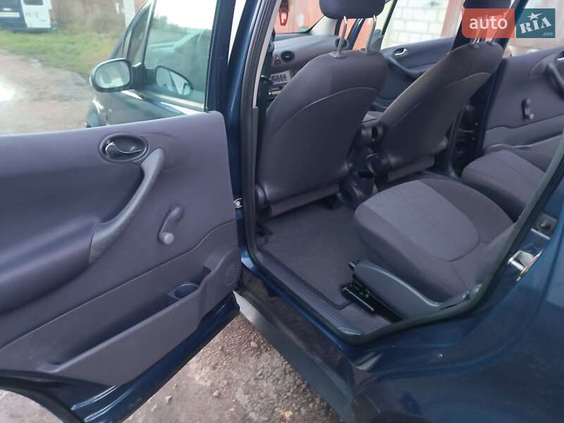 Хетчбек Mercedes-Benz A-Class 2003 в Житомирі