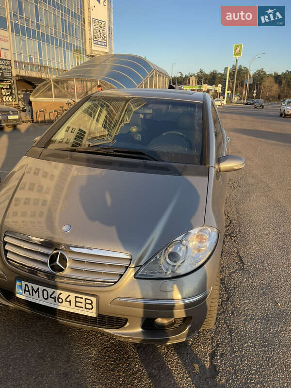 Хетчбек Mercedes-Benz A-Class 2008 в Києві фото 2 Хетчбек Mercedes-Benz A-Class 2008 в Києві