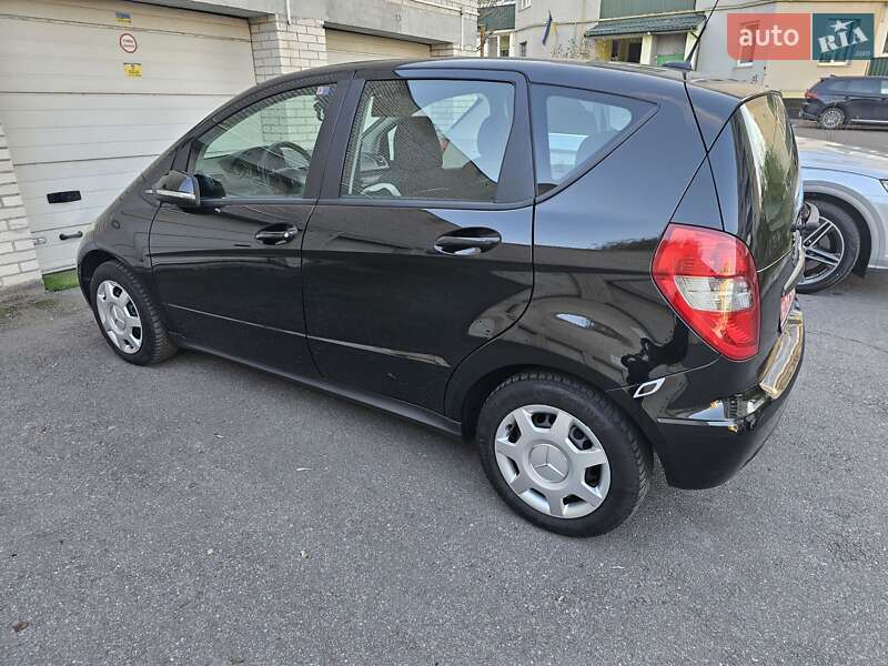 Хэтчбек Mercedes-Benz A-Class 2012 в Ровно фото 2 Хэтчбек Mercedes-Benz A-Class 2012 в Ровно