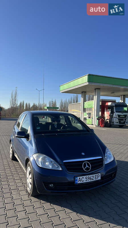 Хетчбек Mercedes-Benz A-Class 2010 в Луцьку