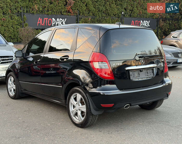 Хэтчбек Mercedes-Benz A-Class 2010 в Киеве