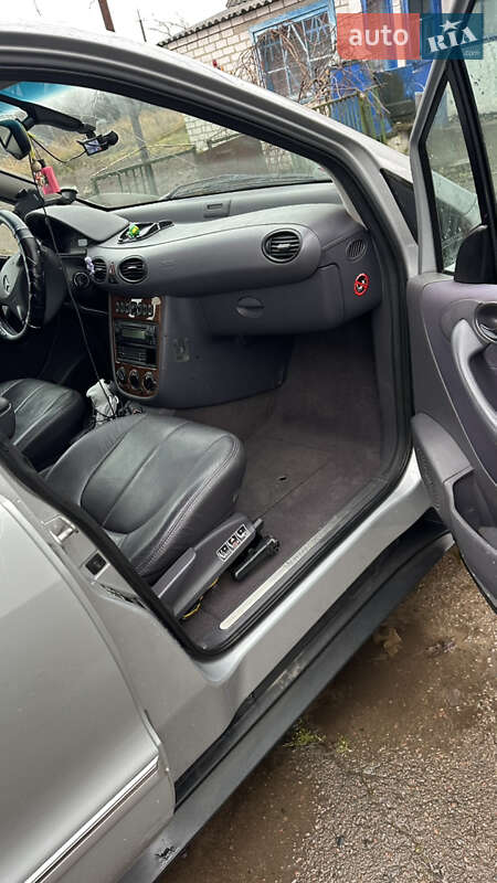 Хэтчбек Mercedes-Benz A-Class 2001 в Житомире фото 6 Хэтчбек Mercedes-Benz A-Class 2001 в Житомире