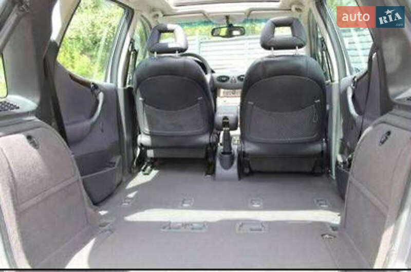 Хэтчбек Mercedes-Benz A-Class 2001 в Житомире фото 45 Хэтчбек Mercedes-Benz A-Class 2001 в Житомире