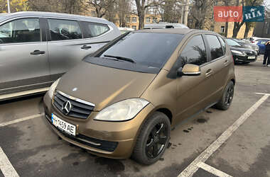 Хэтчбек Mercedes-Benz A-Class 2010 в Одессе