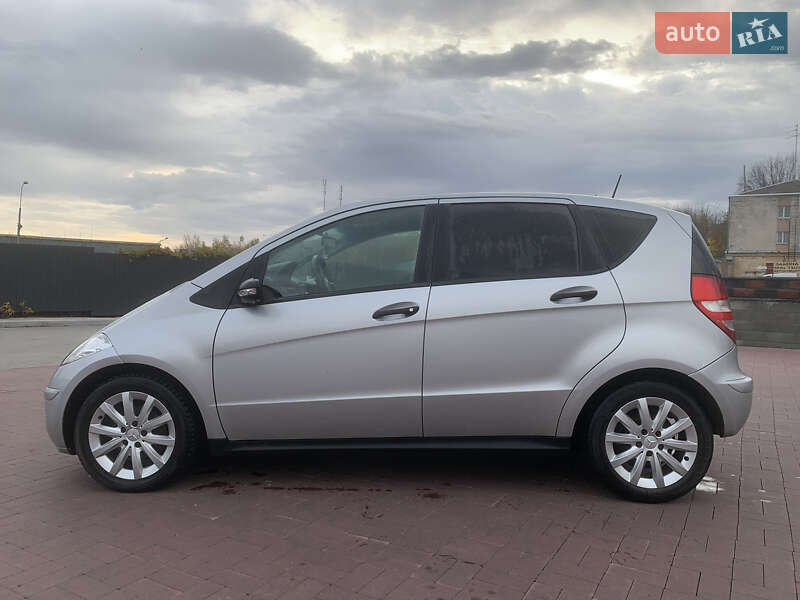 Хэтчбек Mercedes-Benz A-Class 2008 в Ровно фото 3 Хэтчбек Mercedes-Benz A-Class 2008 в Ровно