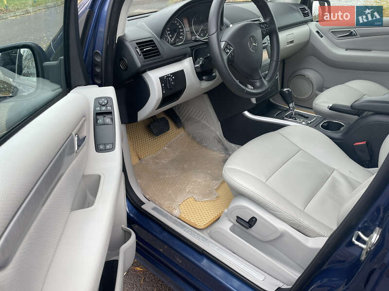Хэтчбек Mercedes-Benz A-Class 2010 в Ровно фото 14 Хэтчбек Mercedes-Benz A-Class 2010 в Ровно