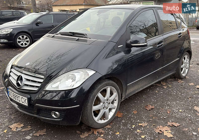 Mercedes-Benz A-Class 2011 Mercedes-Benz A-Class 2011