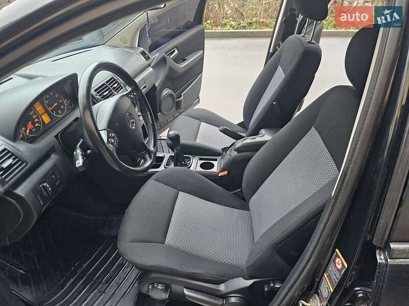 Хэтчбек Mercedes-Benz A-Class 2004 в Виннице фото 20 Хэтчбек Mercedes-Benz A-Class 2004 в Виннице
