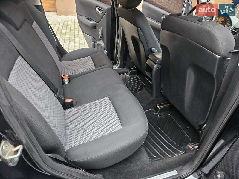 Хэтчбек Mercedes-Benz A-Class 2004 в Виннице фото 31 Хэтчбек Mercedes-Benz A-Class 2004 в Виннице