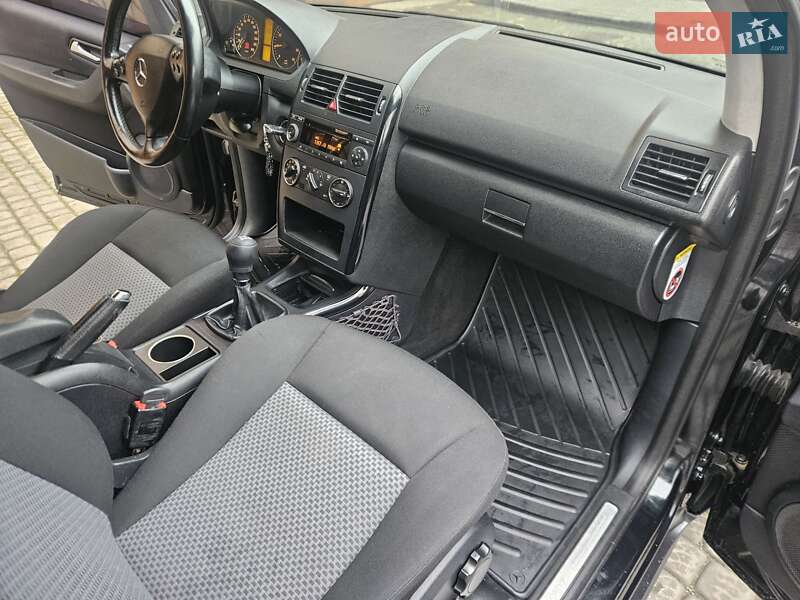 Хэтчбек Mercedes-Benz A-Class 2004 в Виннице фото 33 Хэтчбек Mercedes-Benz A-Class 2004 в Виннице