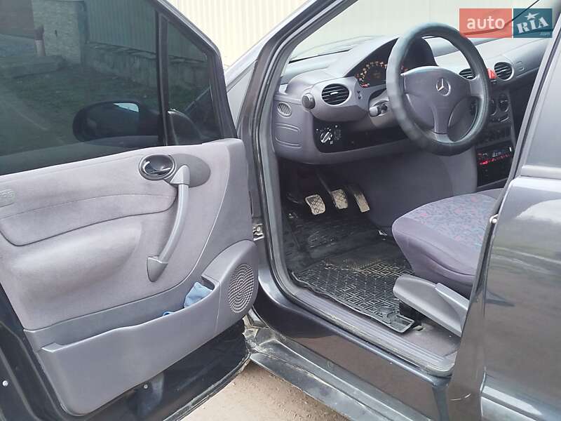 Хетчбек Mercedes-Benz A-Class 2000 в Чернівцях фото 9 Хетчбек Mercedes-Benz A-Class 2000 в Чернівцях