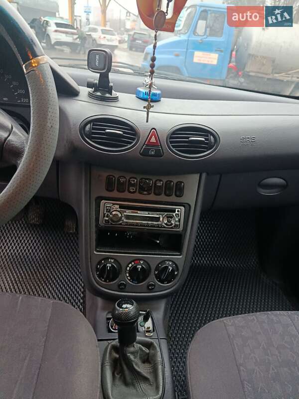 Хэтчбек Mercedes-Benz A-Class 2003 в Тернополе фото 18 Хэтчбек Mercedes-Benz A-Class 2003 в Тернополе