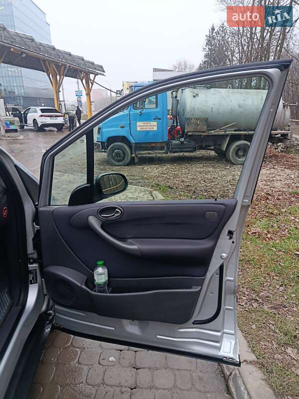 Хэтчбек Mercedes-Benz A-Class 2003 в Тернополе фото 31 Хэтчбек Mercedes-Benz A-Class 2003 в Тернополе