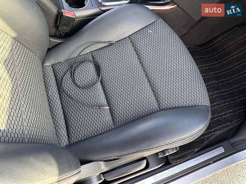 Хетчбек Mercedes-Benz A-Class 2010 в Києві фото 24 Хетчбек Mercedes-Benz A-Class 2010 в Києві