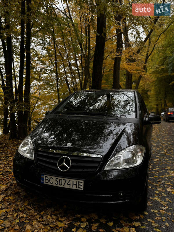 Mercedes-Benz A-Class 2012