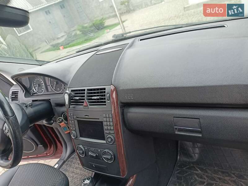 Хетчбек Mercedes-Benz A-Class 2011 в Браїлові фото 8 Хетчбек Mercedes-Benz A-Class 2011 в Браїлові