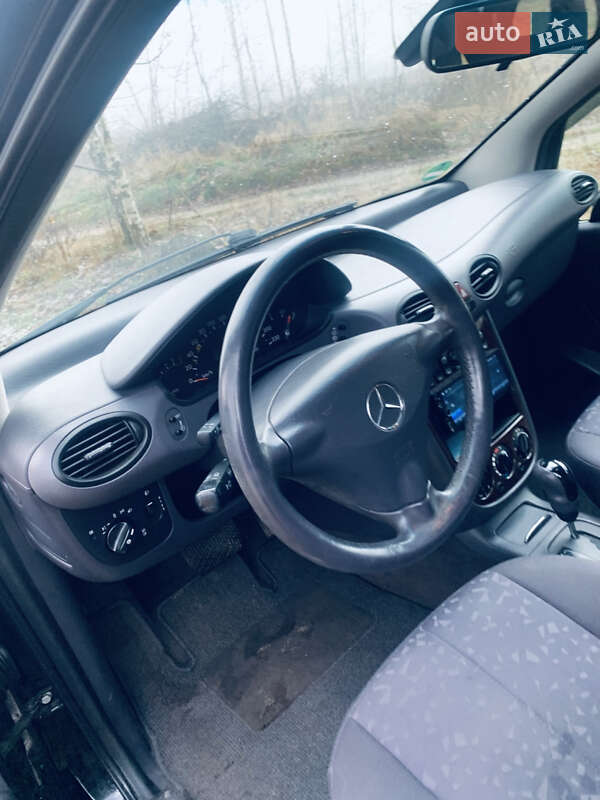 Хэтчбек Mercedes-Benz A-Class 2003 в Вараше