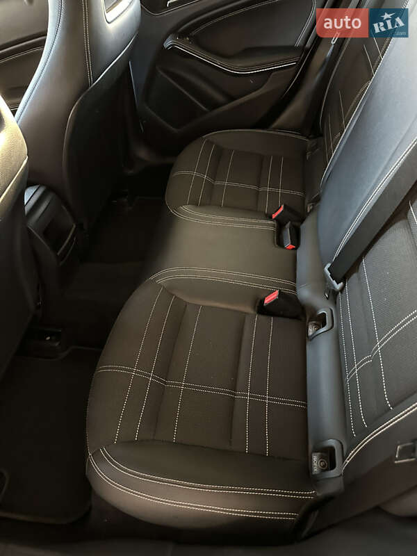 Хэтчбек Mercedes-Benz A-Class 2016 в Одессе