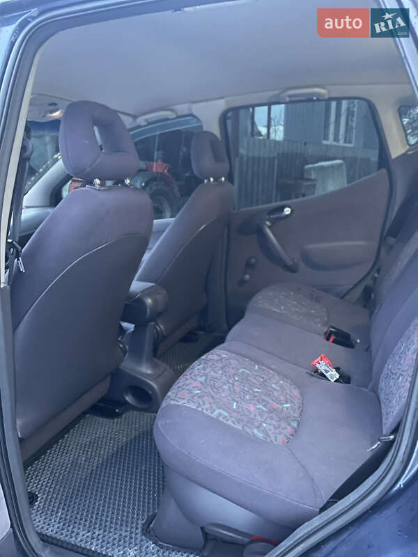 Хетчбек Mercedes-Benz A-Class 2000 в Оброшине