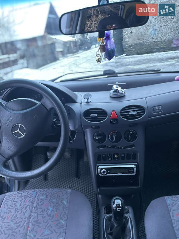Хетчбек Mercedes-Benz A-Class 2000 в Оброшине