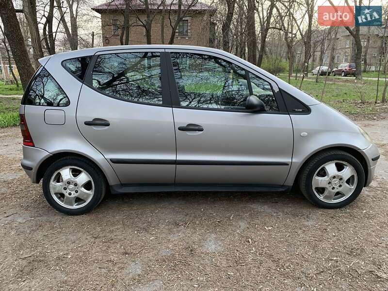 Хэтчбек Mercedes-Benz A-Class 2000 в Запорожье фото 2 Хэтчбек Mercedes-Benz A-Class 2000 в Запорожье