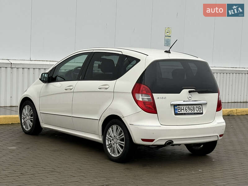 Хэтчбек Mercedes-Benz A-Class 2011 в Одессе фото 6 Хэтчбек Mercedes-Benz A-Class 2011 в Одессе
