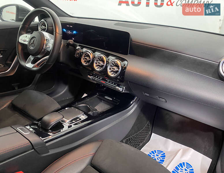 Хэтчбек Mercedes-Benz A-Class 2018 в Львове