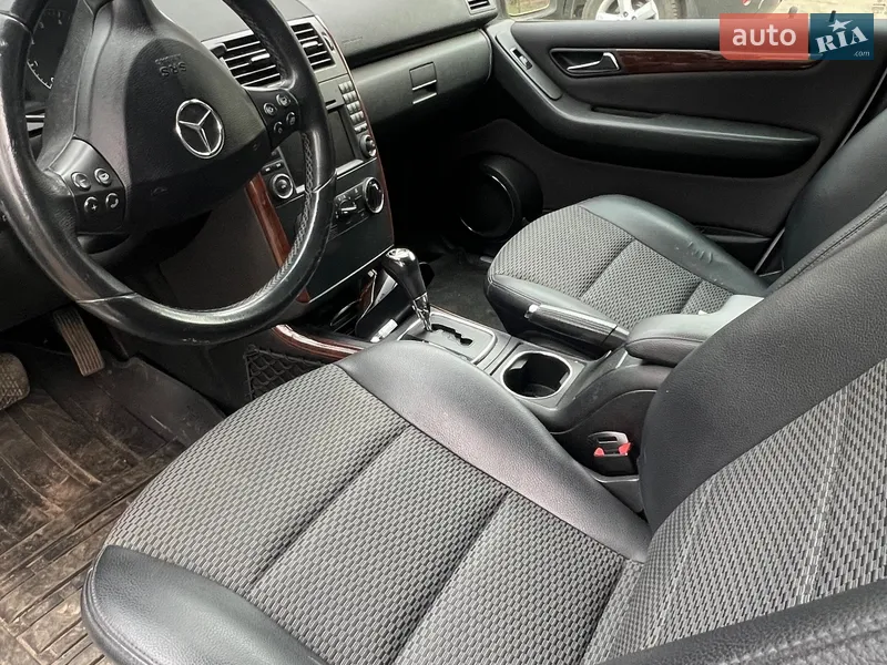 Mercedes-Benz A-Class 2011 VIN WDD1690322J959276 фото оголошення 4 з 45