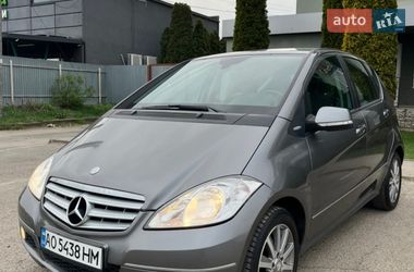 Хэтчбек Mercedes-Benz A-Class 2012 в Ужгороде