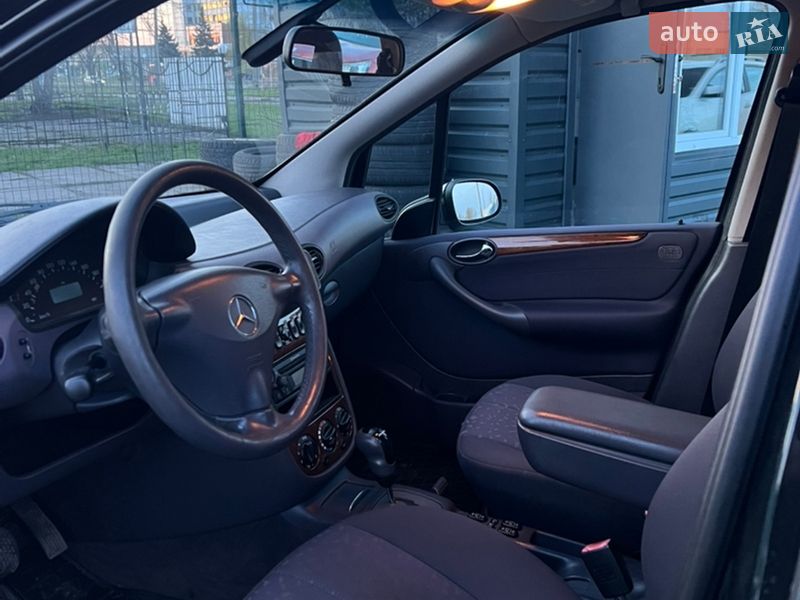 Хэтчбек Mercedes-Benz A-Class 2004 в Черкассах