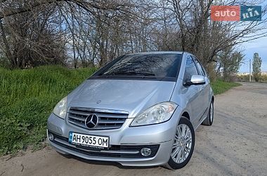 Хетчбек Mercedes-Benz A-Class 2010 в Дніпрі