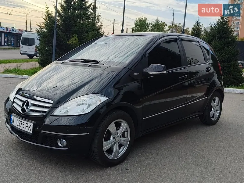 Mercedes-Benz A-Class 2011