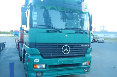 Тягач Mercedes-Benz Actros 2002 в Києві